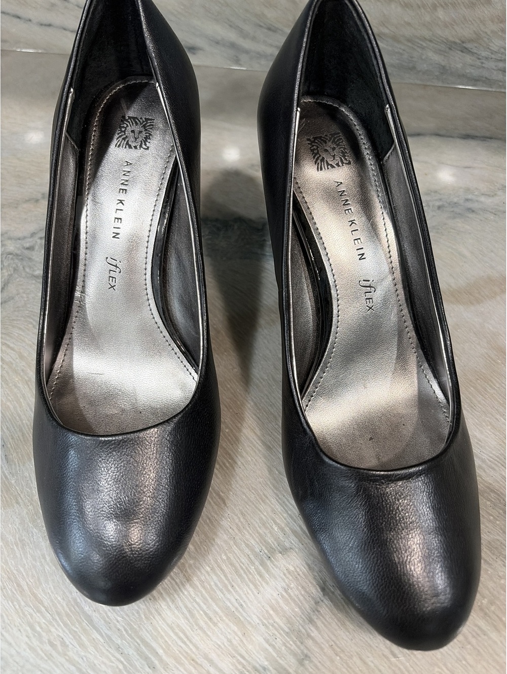 Anne Klein Black Leather Pumps Size 6.5M - Classic Elegance